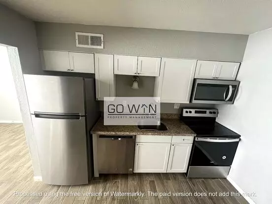 6645 W Myrtle Ave Apartment for rent in Glendale, AZ