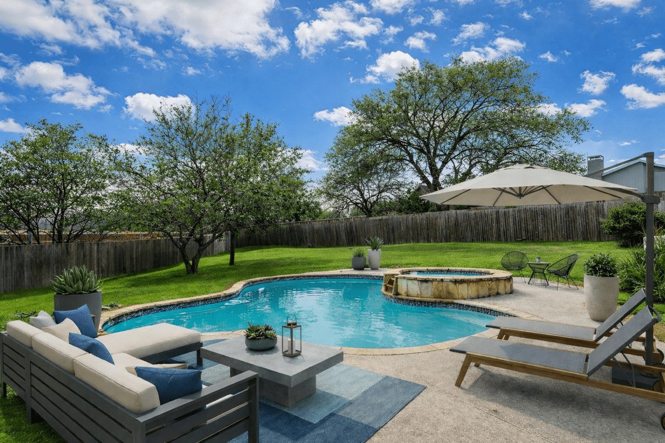 Vanston Pool 4 Bedrooms | 2 Bathrooms | 2-car Garage | Pool |... Apartments Mesquite, TX