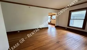 5 of 21 402 College Ave SE Apartment for rent in Grand Rapids, MI