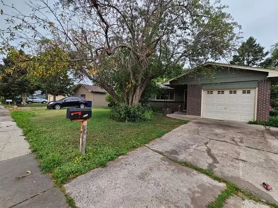 Charming Home In Prime Colorado Springs Location! Apartment for rent in Colorado Springs, CO