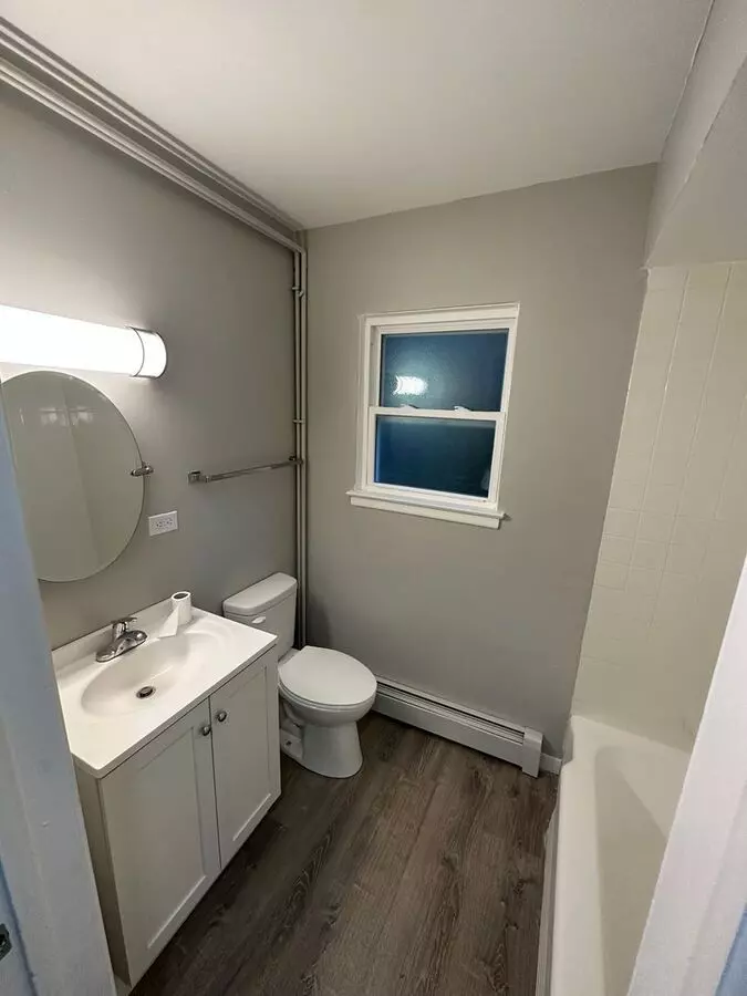 Broadview Apartment for rent in Broadview, IL