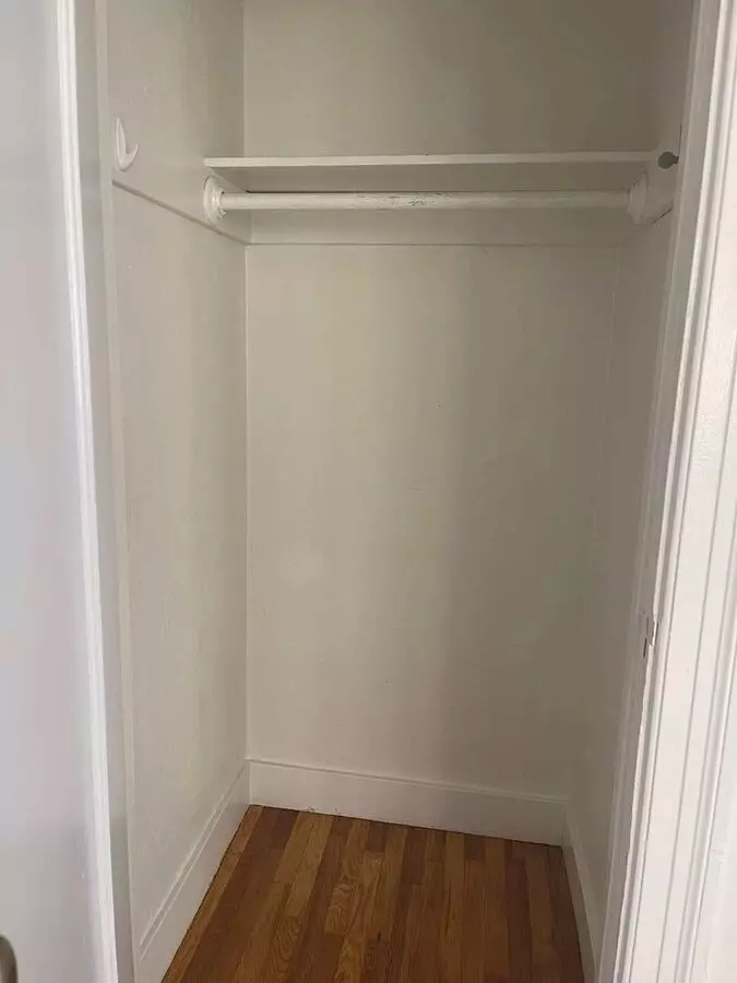 2 of 3 Leroy Apartment for rent in Berkeley, CA