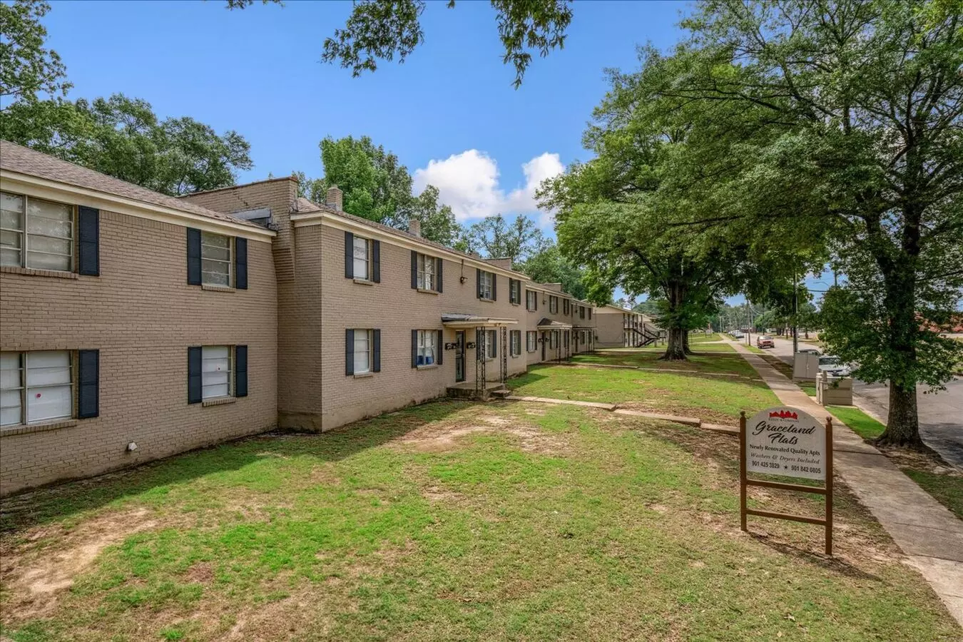 Graceland Flats Apartment for rent in Memphis, TN