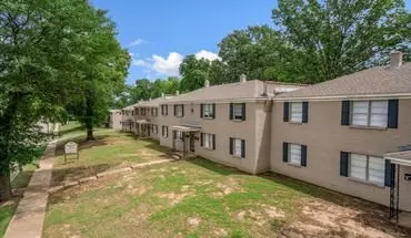 2 of 26 Graceland Flats Apartment for rent in Memphis, TN