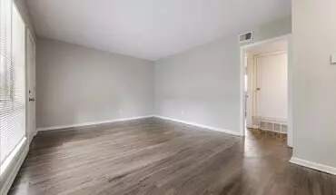 3 of 38 Macon Crossing Apartments Apartment for rent in Memphis, TN
