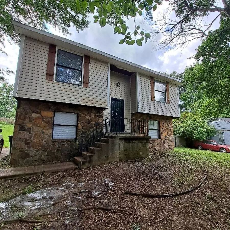 Welcome To 3785 Walsingham Dr! House for rent in Memphis, TN