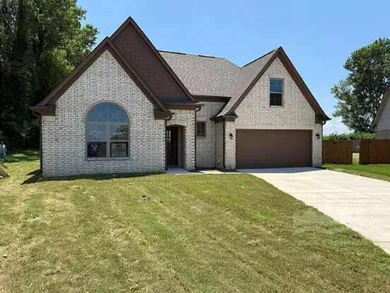 9937 Reunion Pointe Apartment for rent in Walls, MS