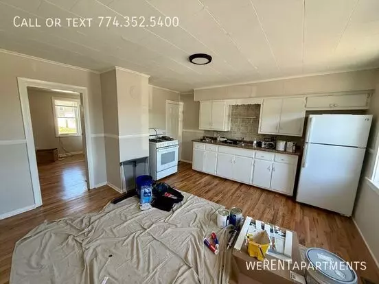 3 Middle St Apartment for rent in Brooklyn, CT