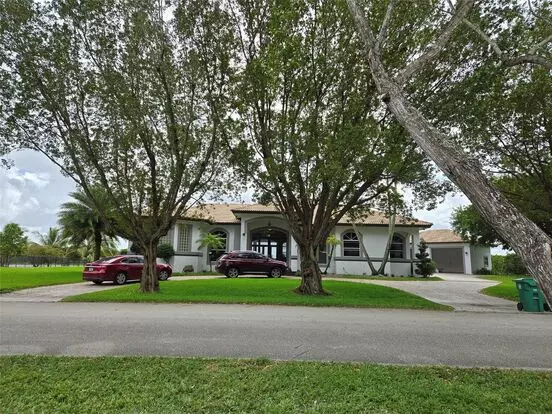 15342 SW 17th St Apartment for rent in Davie, FL