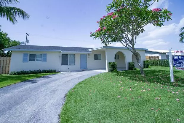 214 SW 3rd St Apartment for rent in Boca Raton, FL