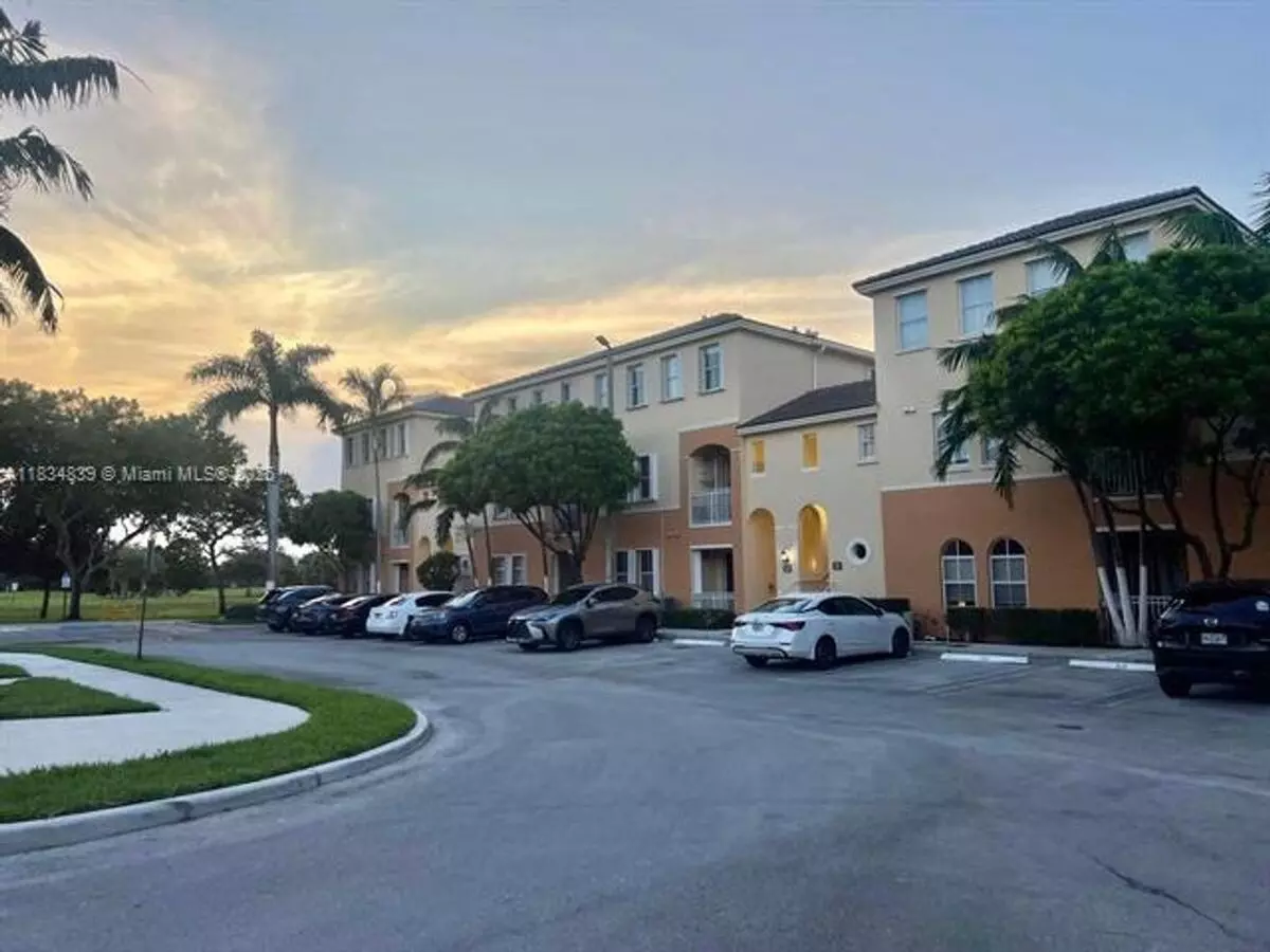 10242 Nw 7th St Unit 206 (a11834839) Apartment for rent in Miami, FL