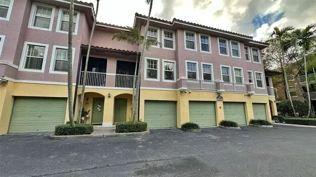 6704 W Sample Rd #6704 Apartment for rent in Coral Springs, FL