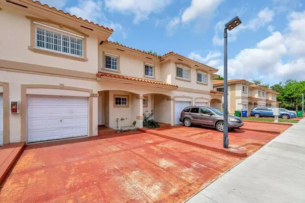 3055 Riverside Dr #3 Apartment for rent in Coral Springs, FL