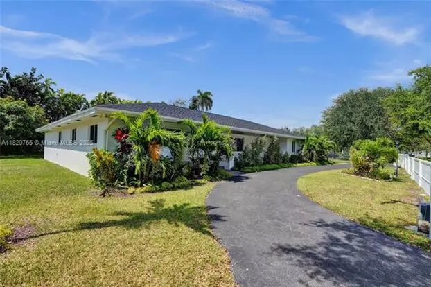 7360 SW 120th St #0 Apartment for rent in Pinecrest, FL