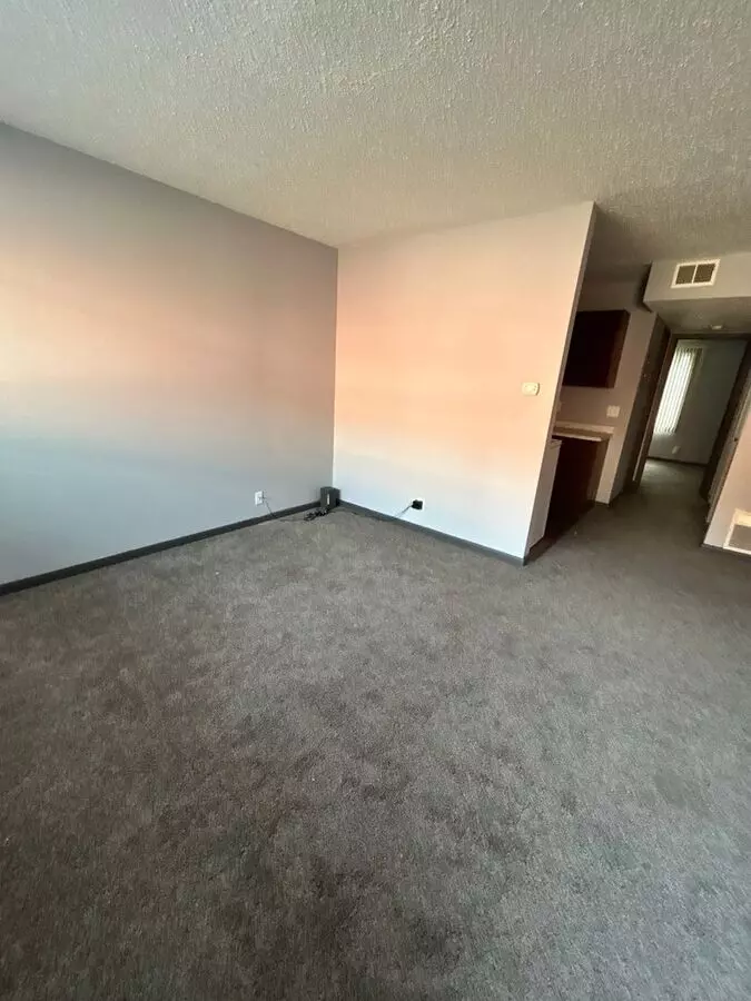 1207 B Apartment for rent in Lincoln, NE