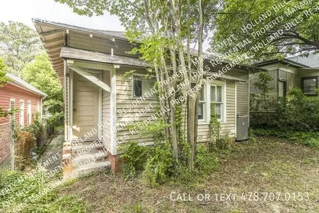 1374 Ross St Apartment for rent in Macon, GA 1374 Ross St Apartment for rent in Macon, GA