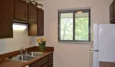 3 of 27 Private Entry, Park-like Setting Apartment for rent in Greenfield, WI