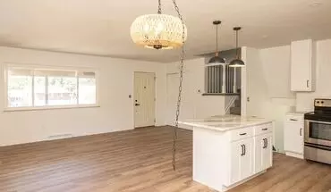 3 of 13 Newly Renovated 3 Bedroom 2 Bathroom Home House for rent in Cincinnati, OH