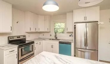 4 of 13 Newly Renovated 3 Bedroom 2 Bathroom Home House for rent in Cincinnati, OH