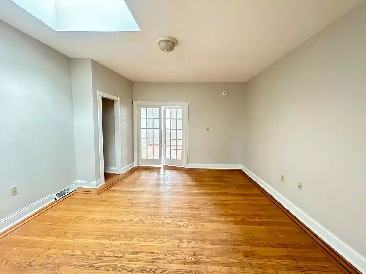 3302 E Baltimore St Apartment for rent in Baltimore, MD