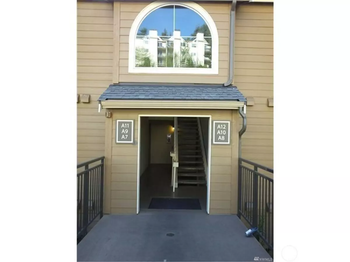 3803 130th Ln #a9 SE Apartment for rent in Bellevue, WA