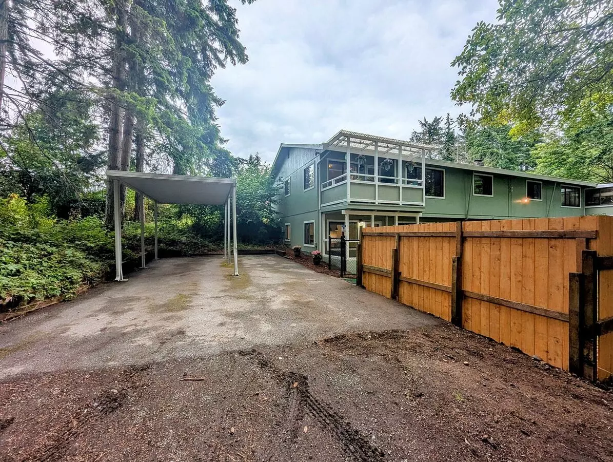 1bd/1ba Brier Condo Apartment for rent in Brier, WA