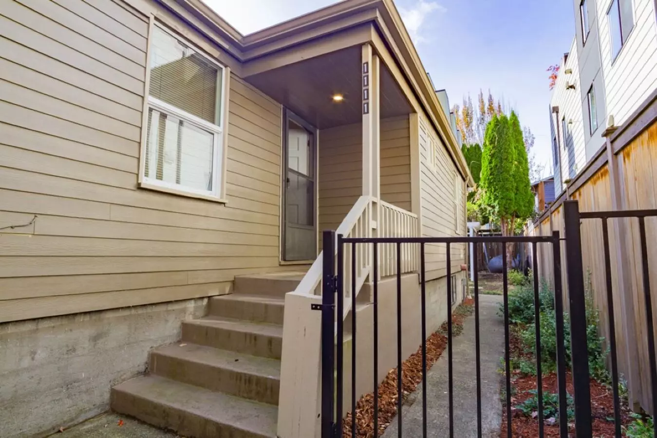 1bd/1ba Seattle Duplex House for rent in Seattle, WA