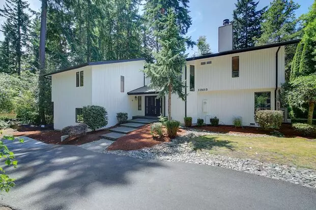 11503 Juanita Dr NE Apartment for rent in Kirkland, WA