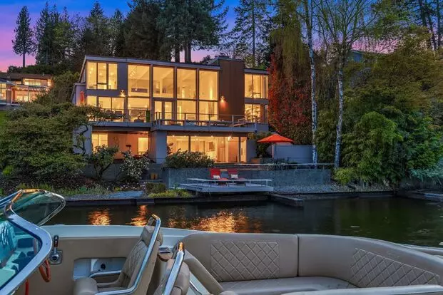 3bd/3.5ba Mercer Island House Apartment for rent in Mercer Island, WA 3bd/3.5ba Mercer Island House Apartment for rent in Mercer Island, WA