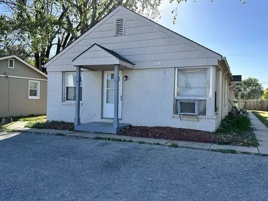 719 N Colorado Ct Apartment for rent in Wichita, KS