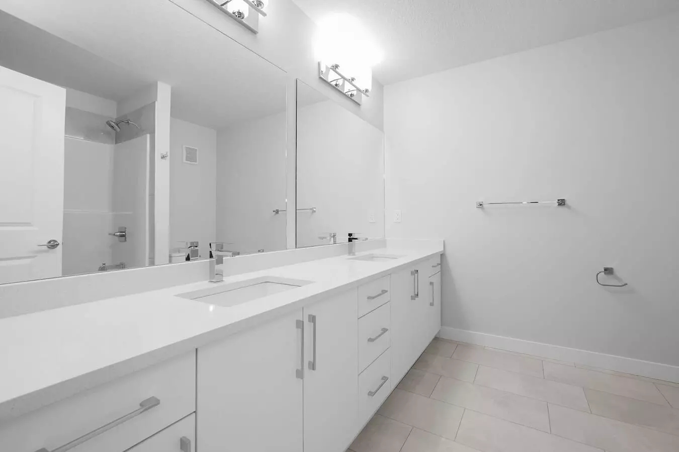 3907 41 Ave House for rent in Beaumont, AB