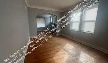 3 of 18 8637 Riverview Blvd House for rent in St Louis, MO