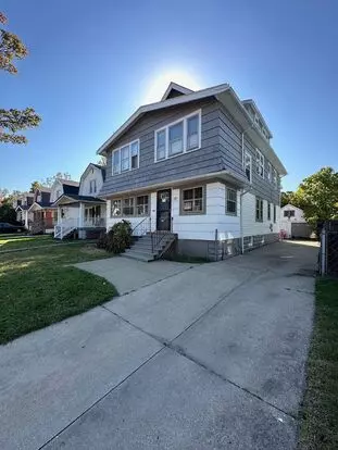 1462 E 175th St Apartment for rent in Cleveland, OH