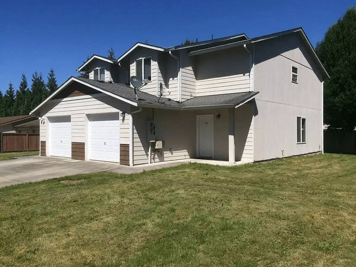 936 24th St NE House for rent in Auburn, WA