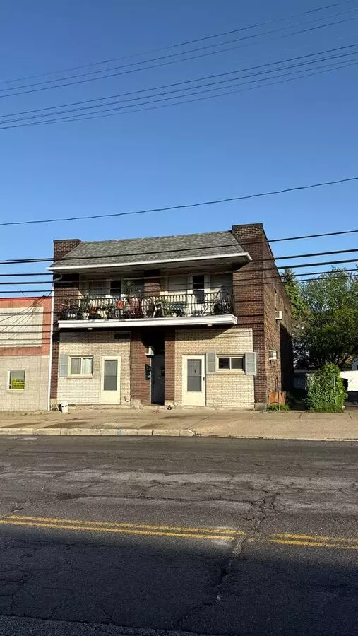 4652 Warner Apartment for rent in Garfield Heights, OH
