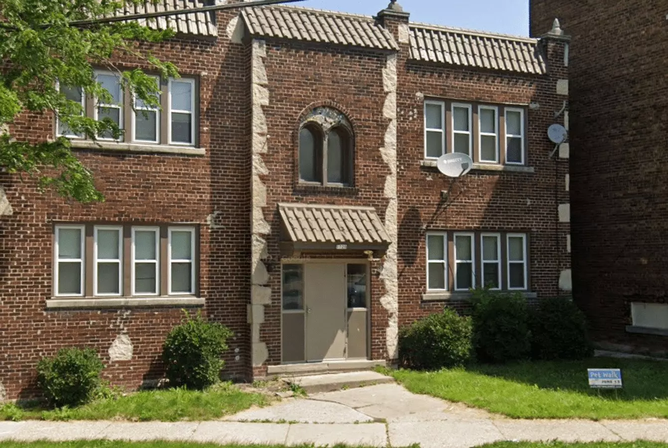 Affordable 1br Apartments | Stove & Fridge Included | Deposit Program Available! Apartment for rent in Milwaukee, WI