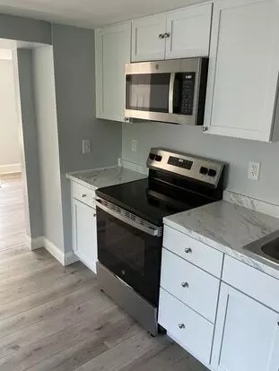 558 Riverside Dr Apartment for rent in Augusta, ME