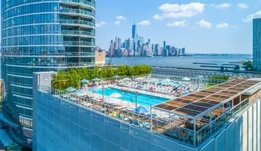3 of 89 Ellipse at Newport Apartment for rent in Jersey City, NJ