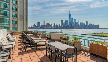 Riverside at Newport Apartment for rent in Jersey City, NJ