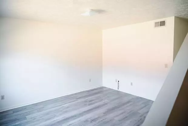 Collegiate Heights (flats & Townhomes) Apartment for rent in Starkville, MS