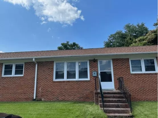 168 W. Braxton-Foushee Apartment for rent in Chapel Hill, NC