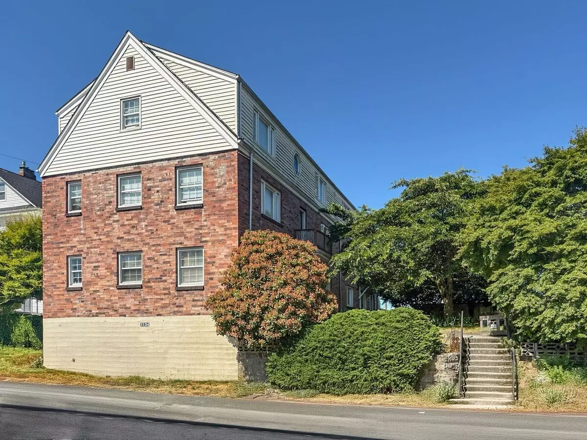 3124 Colby Ave Apartment for rent in Everett, WA