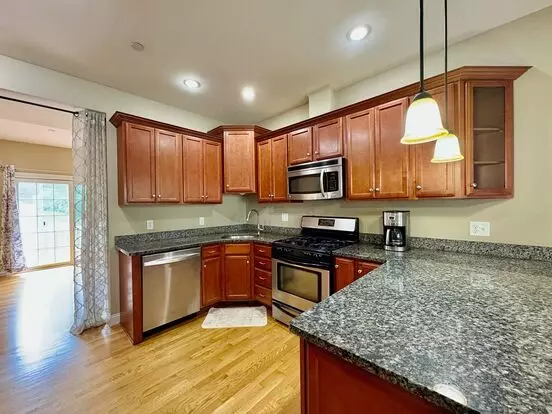 Charming 2-bedroom Townhouse For Rent In Littleton. Private Deck, Garage, And Yard Space! Apartment for rent in Littleton, MA