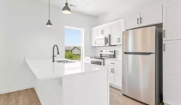 3 of 17 Twin Oaks Apartments Bldg 7: 394 Fast Lane Apartment for rent in Cedar Falls, IA