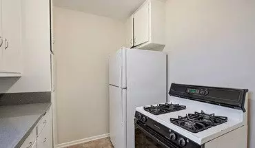 4 of 8 2041 Euclid St Apt 7 House for rent in Santa Monica, CA