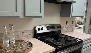 4 of 12 Darling Single Level One Bedroom Unit. House for rent in Aptos, CA