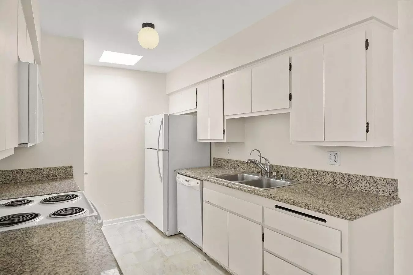 35 Dearborn Pl Apt 56 House for rent in Goleta, CA