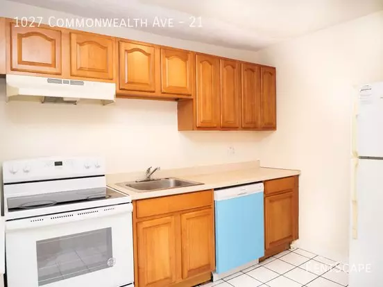 1027 Commonwealth Ave Apartment for rent in Boston, MA
