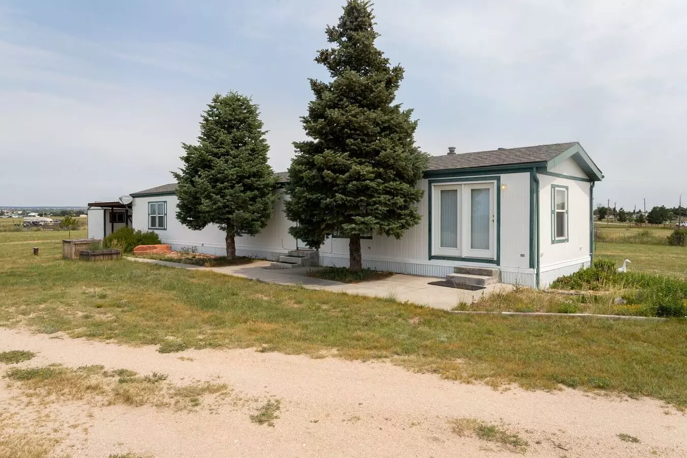 Charming Home On A Spacious Lot With No Hoa! House for rent in Peyton, CO