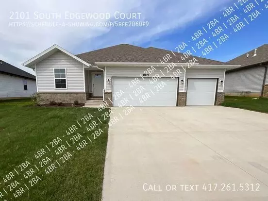 2101 S Edgewood Ct Apartment for rent in Ozark, MO